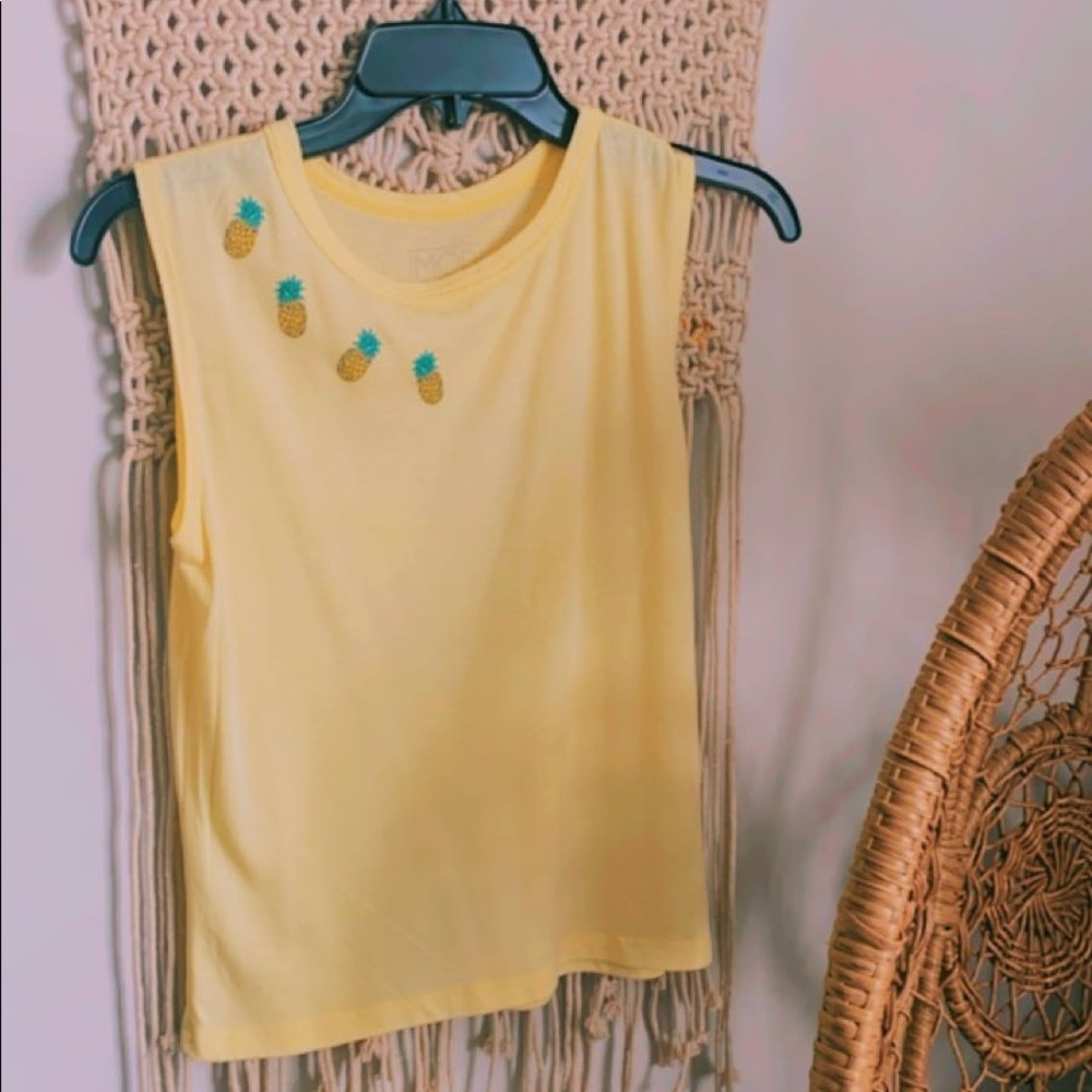 Target yellow pineapple tank!